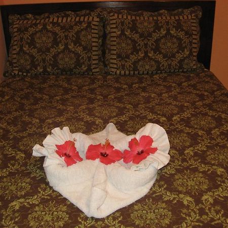 אוצ'ו ריוס Executive Shaw Park Guest House מראה חיצוני תמונה